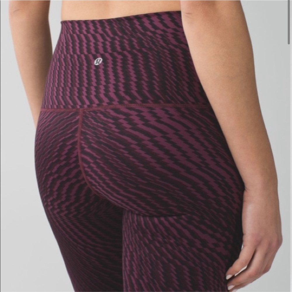 Lululemon Wunder Under Leggings sz 6 High Waist